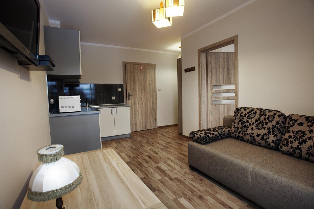Pokoje Goscinne Pod Jabloniami Augustów Cameră foto